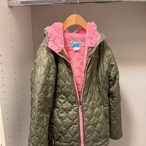 Columbia Kids' Green Quilted Puffer Jacket with Pink Lining, Size Medium 10/12